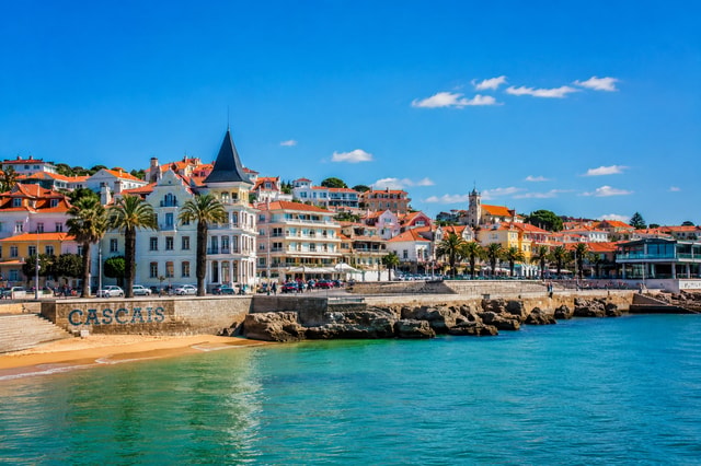 From Lisbon: Private Cascais, Cabo da Roca & Coastal Tour