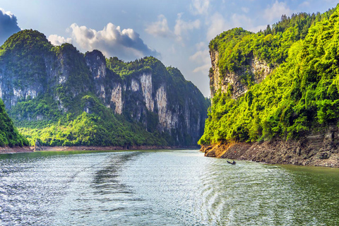Baofeng Lake Entry Ticket with Boat Ride and Shuttle