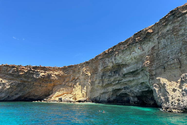 Malta: Comino Crystal Lagoons & Sea Caves Private Tour 3 hour private boat trip
