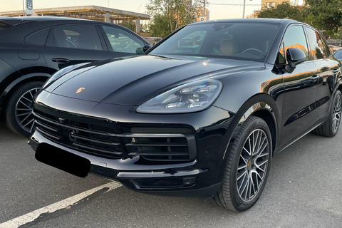 Bucareste: Traslado de luxo para o aeroporto em um Porsche Cayenne