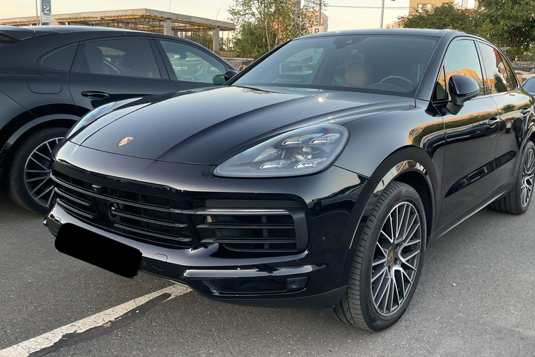 Bucarest : transfert aéroport de luxe en Porsche Cayenne