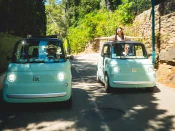 From Nice: Follow a guide in an electric car along the French Riviera!