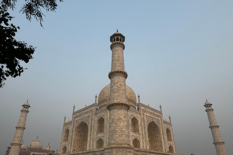 Da Delhi ad Agra e Taj Mahal: andata e ritorno in auto privataAuto privata AC + autista + guida