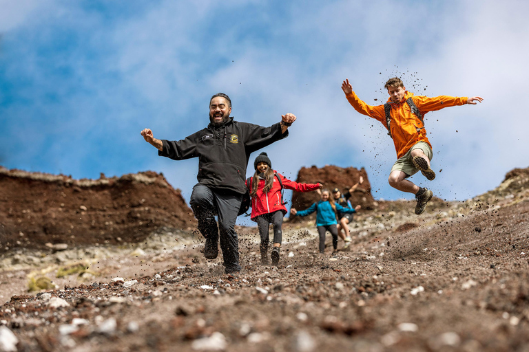 Rotorua: Geführte Wanderung zum Mount Tarawera Vulkankrater