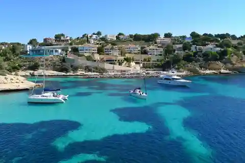 Spain: Coastal Drive and Boat Tour with Optional Cava