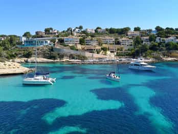 Spain: Coastal Drive and Boat Tour with Optional Cava