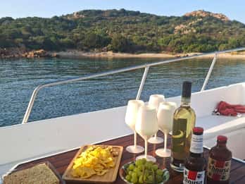 Olbia: Sunset aperitif on a boat