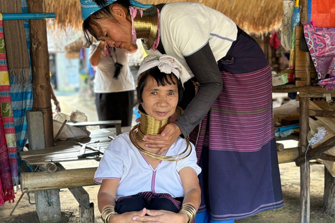 Chiang Rai: Popular Sightseeing Tour 7 places , Buffet Lunch Chiang Rai: Popular Sightseeing Tour 7 places ,Buffet Lunch