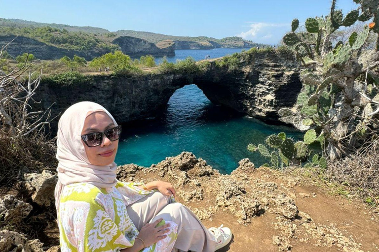 Bali: Nusa Penida 2-Day Trip with Accommodation &amp; Meals