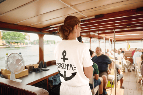 Stockholm: Guided Archipelago Tour by Classic Wooden Boat