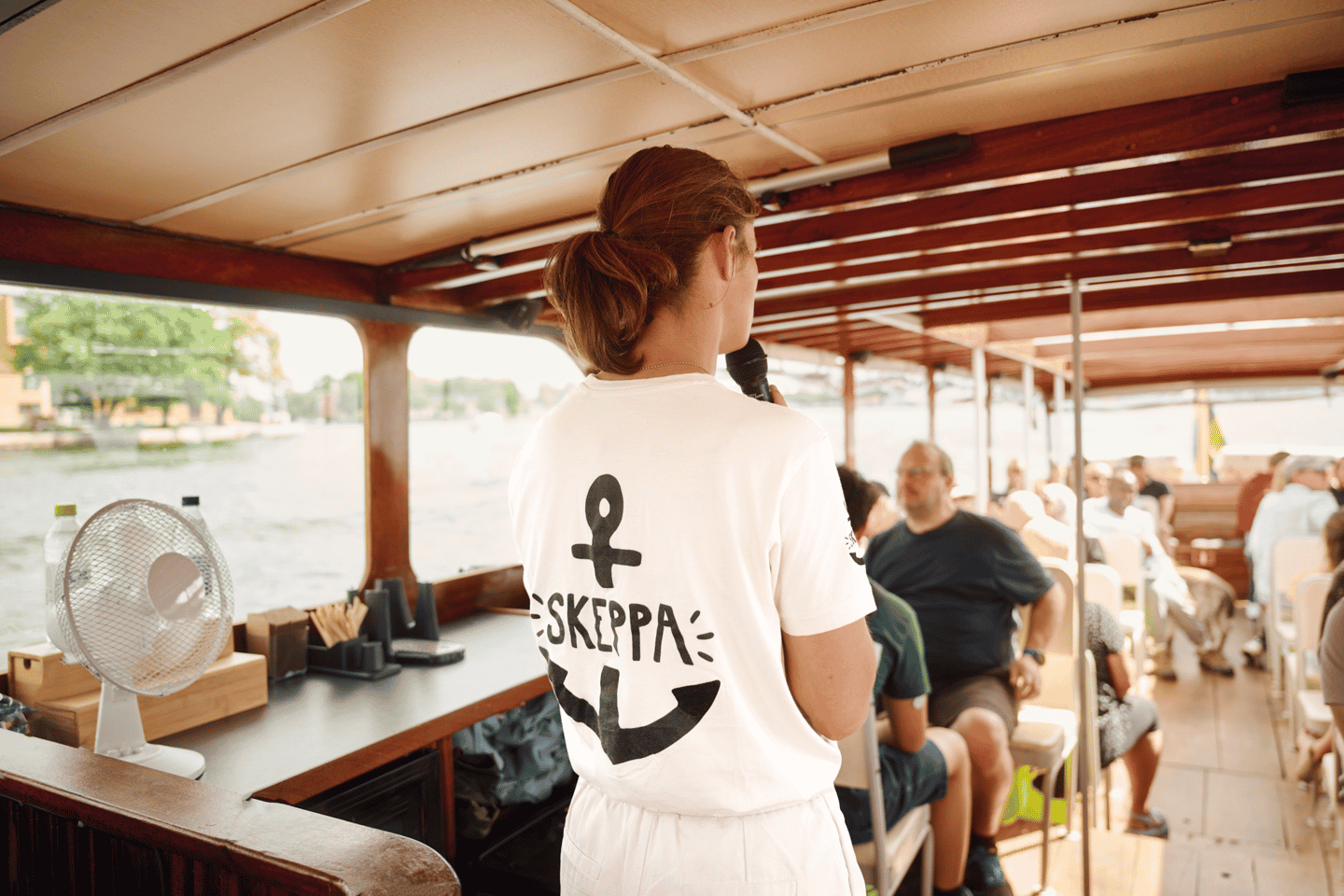 Stockholm: Guided Archipelago Tour by Classic Wooden Boat