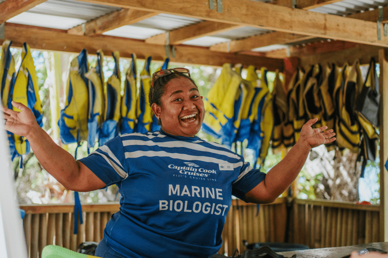 Fiji: Captain Cook Cruises - Day and Dinner Combo