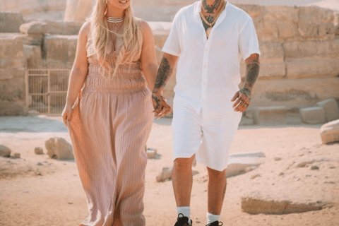 Pyramides, Sakkara et Memphis - Visite privée avec déjeunerVisite privée avec guide, transfert et déjeuner, à l&#039;exclusion des droits d&#039;entrée.