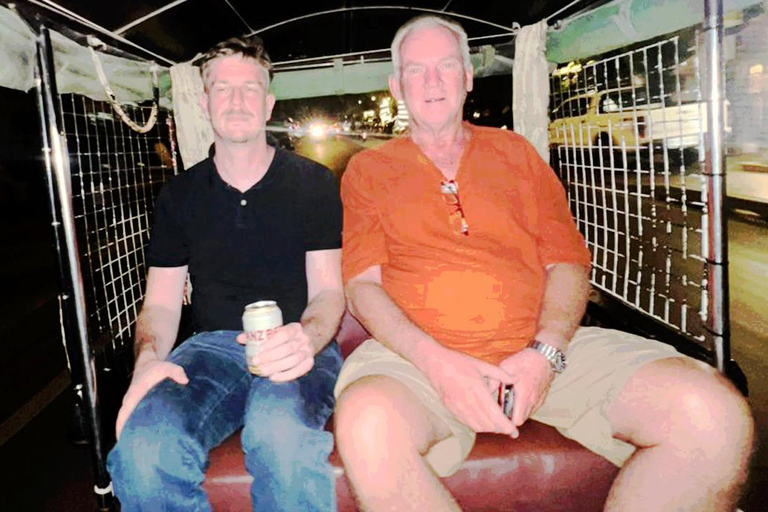 جولة سير في بنوم بنه: التاريخ والثقافة والفن وطعام الشوارع