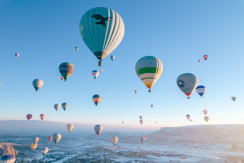 Göreme: lot balonem w nieziemskim krajobrazie Kapadocji