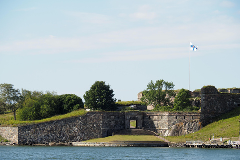 Helsinki: Shoreline and Suomenlinna Sightseeing