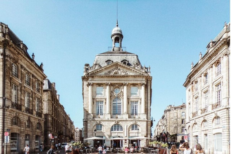 Bordeaux: Tour particular de arte de ruaExcursão a pé particular de 2 horas