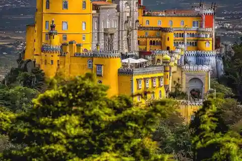 Lisbon: Sintra ,Cabo de Roca & Cascais sunset Full day tour
