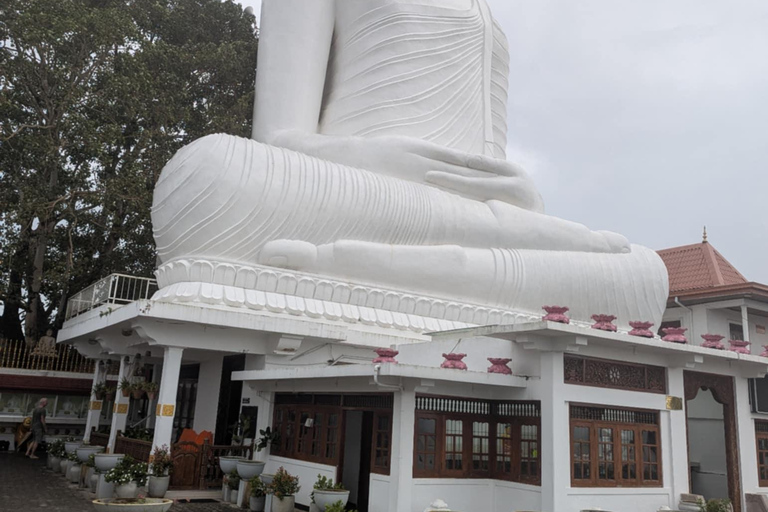 Sri Lanka: reliable and 24/7 island-wide transfers