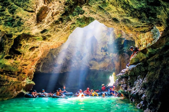 Jomblang and Pindul Cave Tour Yogyakarta Sharing Group