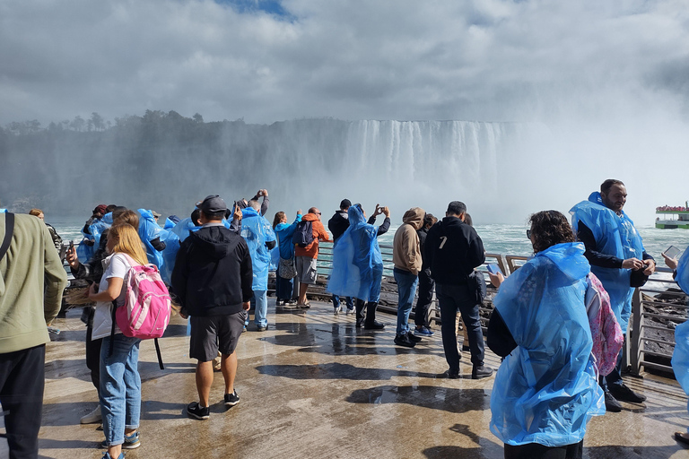 Toronto: Niagara Falls Private Custom Tour