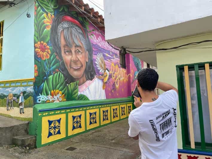 Colagem de mídia
