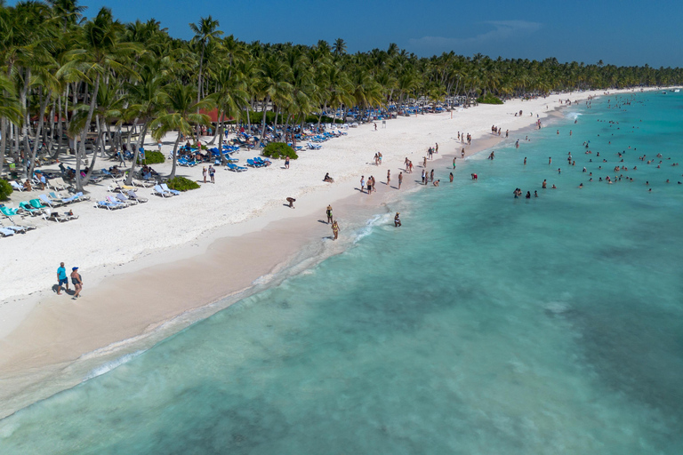 Punta Cana: Saona Island & Altos de Chavón Day Trip