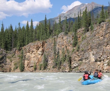 Jasper: Athabasca Falls Rivier Rafting Avontuur