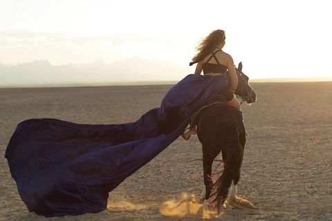 Hurghada: Horse Riding in the Desert & Beach Experience 1 HR Desert Horse Riding Experience without transfer