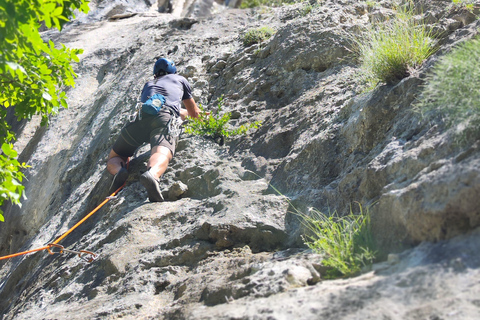 Tirana: Boville Hike and Rock Climbing Day Trip