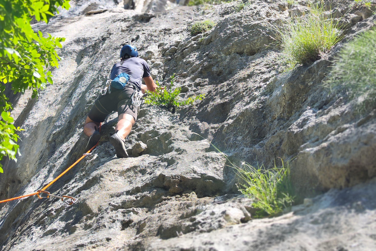 Tirana: Boville Hike and Rock Climbing Day Trip
