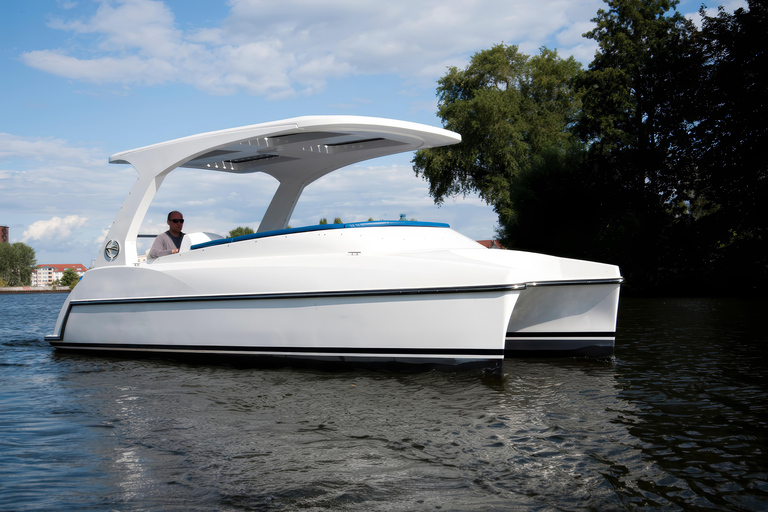 Köpenick Berlin: Self-Drive Boat Tour for up to 12 people 2-Hour Self-Drive Boat Tour for up to 12 people