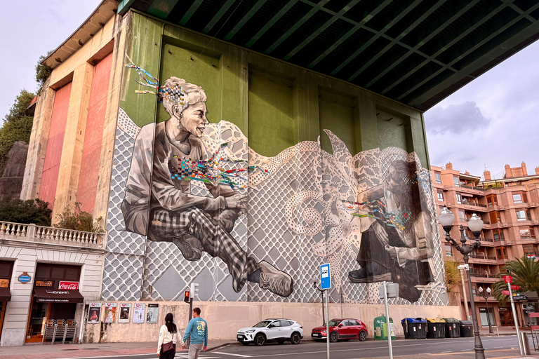 Bilbao: Historic Walking Tour and Highlights English Tour
