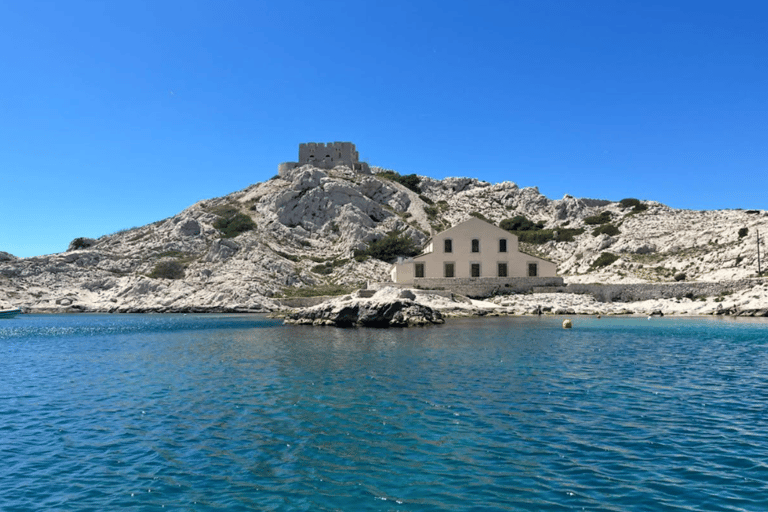 Marseille: Frioul Cruise Tour, Underwater Scooter, and Water Games