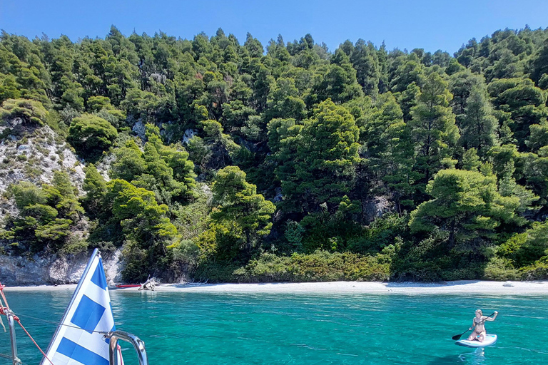 Skiathos: Passeio de barco de dia inteiro com almoçoExcursão particular