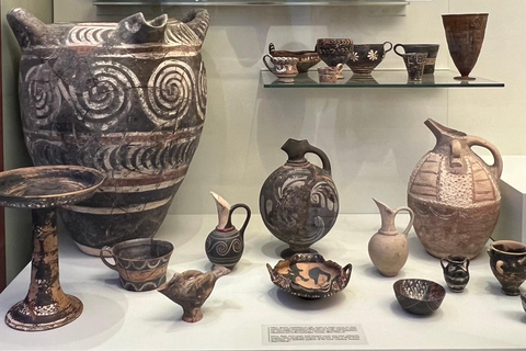 Heraklion: walking tour and archaeological museum with a certified guide