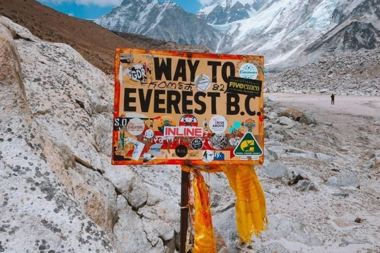 Kathmandu: Everest Base Camp Trek with Flights