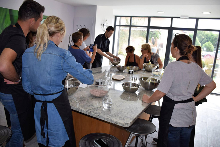 Aix-en-Provence: Private Market Tour and Cooking Class