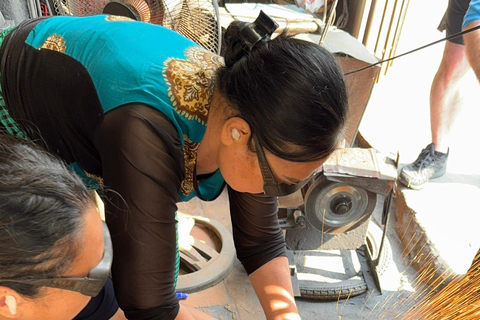 河内：在火中锻造——传统刀匠河内铁匠工坊：提供接送服务