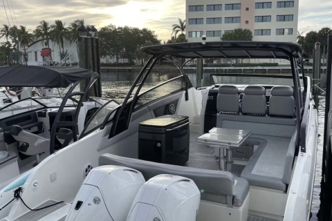Fort Lauderdale: 13 People Private Boat Rental 2 Hours Rental