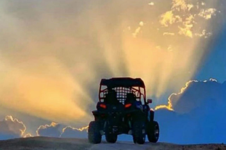 Pacote para o deserto de Agafay: passeio de buggy e de camelo e jantar com espetáculoPacote Deserto de Agafay: passeio de quadriciclo, passeio de camelo e jantar com show