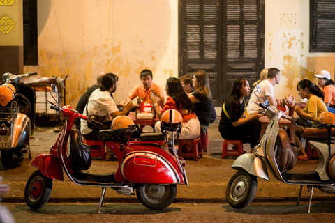 Ho Chi Minh: Tasty Vegan Food and local Beer by Motorbike