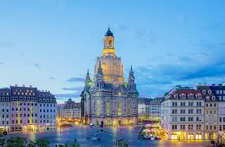 Stollenverkostung, Glühwein & Besuch der Frauenkirche