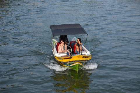 Negombo: Boat Tour of Negombo Lagoon with hotel transfers