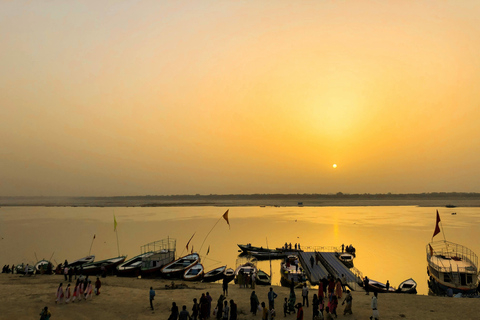 Varanasi: Crociera all&#039;alba sul fiume Gange e tour di Sarnath