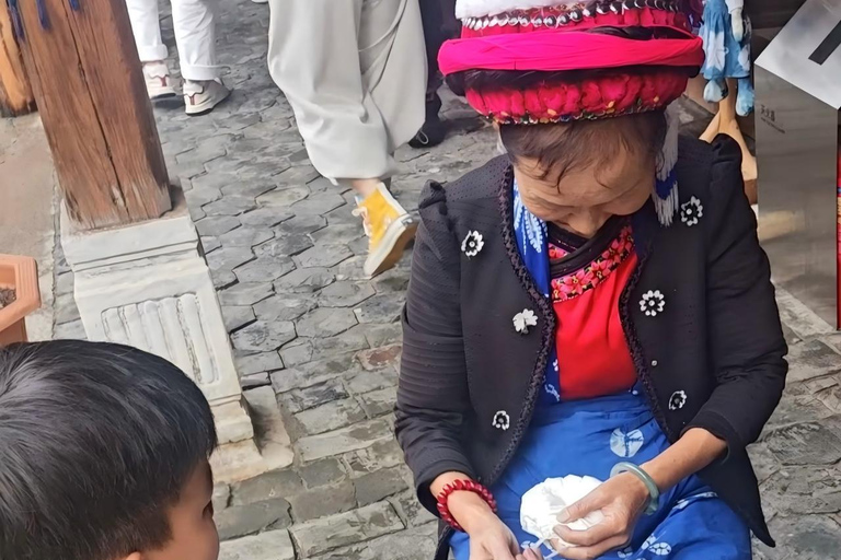 From Kunming: 7-Day Yunnan cultural private Tour