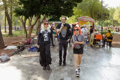LGBTQ-wandeltour - MxCity voor de meiden, homo's en zij