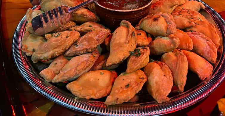 Mango's Miami: Salsa Lessons, Mojitos, Bites & Live Music photo 5