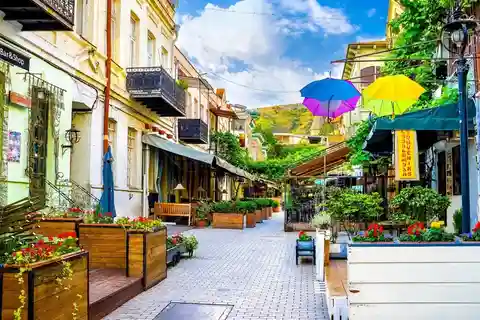 Tbilisi: 7-Day Tour with Free Transfers & Breakfast