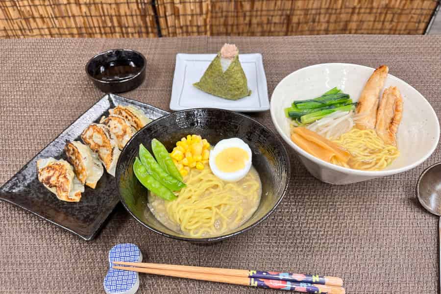 Kyoto: Ramen, Gyoza und Onigiri-Kochkurs. Foto: GetYourGuide Kyoto: Ramen, Gyoza und Onigiri-Kochkurs. Foto: GetYourGuide